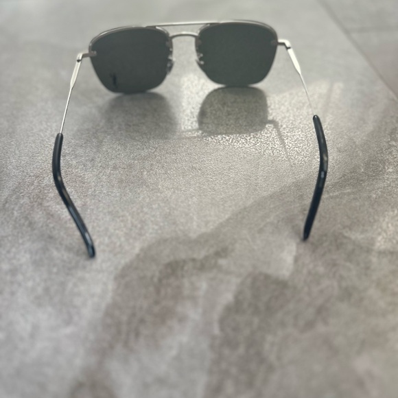 YSL Black Aviator Sunglasses - Picture 4 of 9